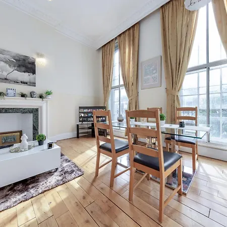 Apartamento Baker 204 *