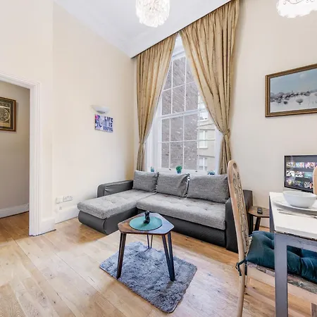 Apartment 205bak London