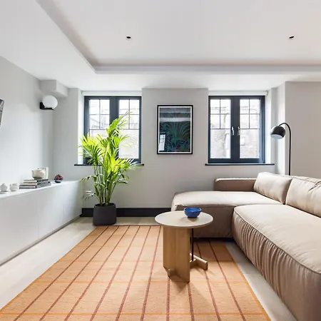 Covent Garden Apartment *