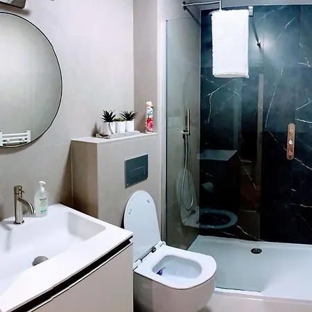 Modern X2 Bathroom*garden*wifi* Apartment