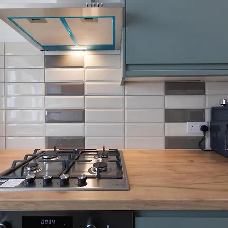 Oasis: Modern Haven Near Tube & Park *