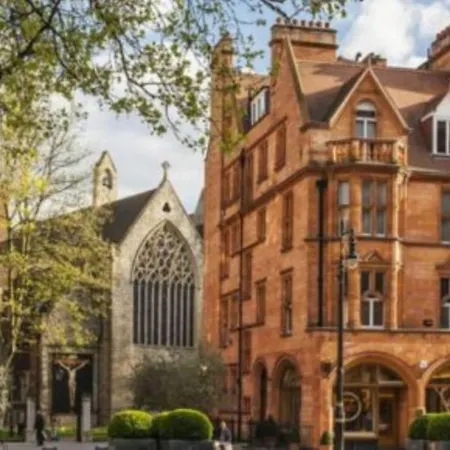 Lux, Large Central Mayfair Location Flat شقة *