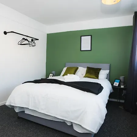 1 Bed Flat Tottenham Hale N17 Apartment