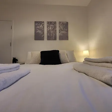 Apartment 5br Retreat - Walk To Tube, Explore London