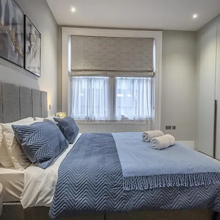 Street Residences By Aeria Apartment London