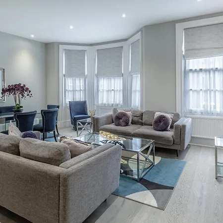 Street Residences By Aeria Apartment