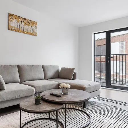 3 Bedroom Sleep12 In Mr2 Apartment London