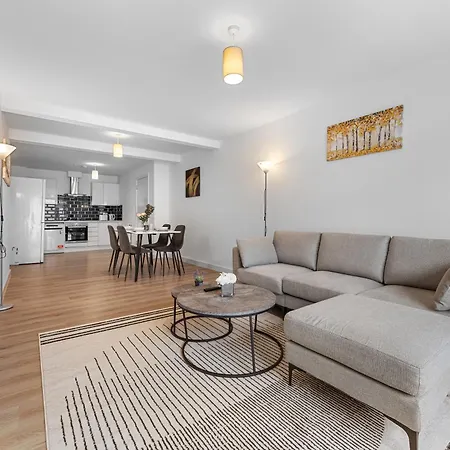 3 Bedroom Sleep12 In Mr2 Apartment *