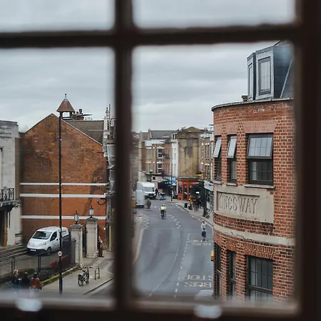 Inn Rose And Crown Stoke Newington