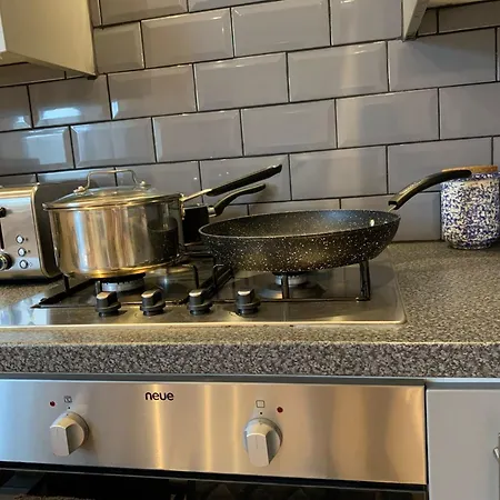 Lovely 3 Bed In The City Of * London