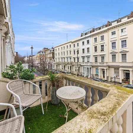 Apartment Chelsea Art Deco Balcony London