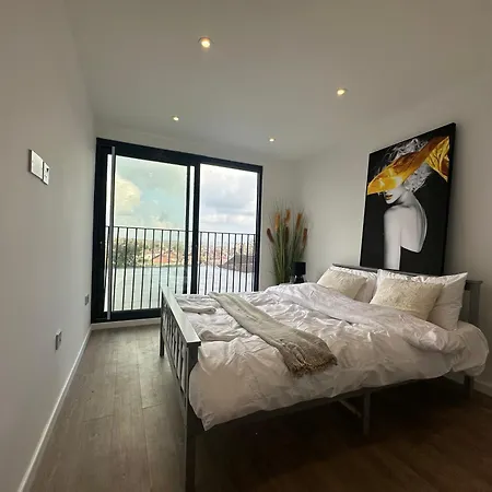 Villa Luxurious & Elegant 6-bed House