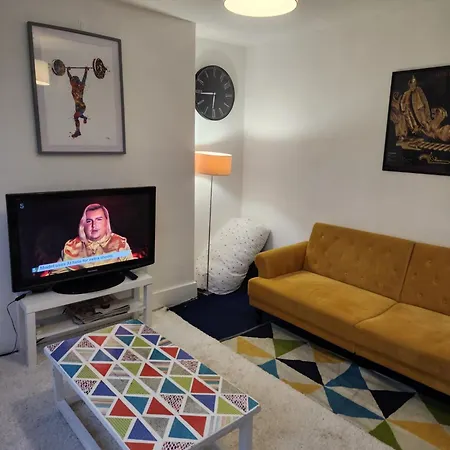 Apartment Oval Cricket Ground Walking Distance