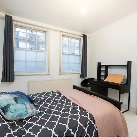2-bed In The Heart Of Camden *