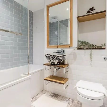 The East Dulwich Collection London