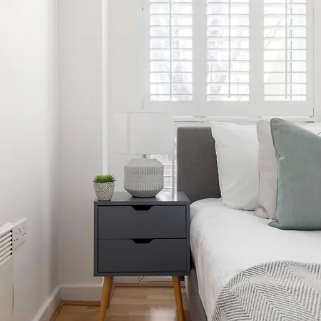 The East Dulwich Collection London