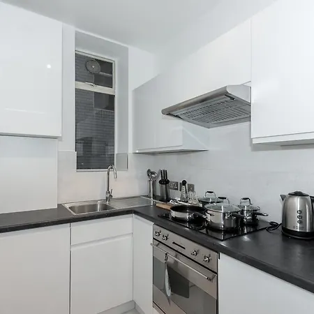 Brompton Road Private *