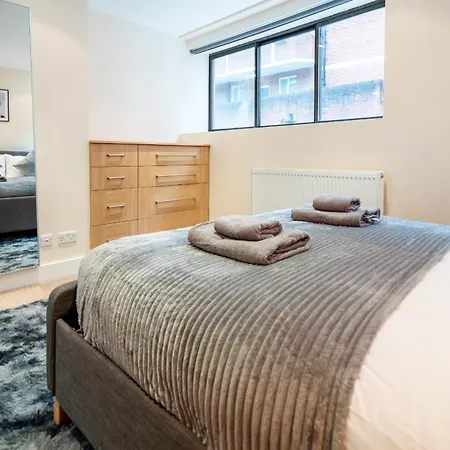 Villa Sweet 3brs House Close To Oxford & Soho Londra