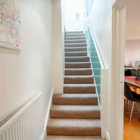 Villa Sweet 3brs House Close To Oxford & Soho Londra