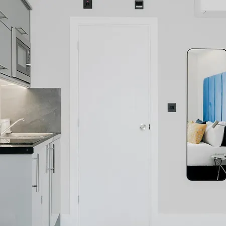 London Central Studios Apartment