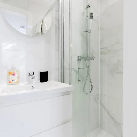 London Central Studios Apartment *