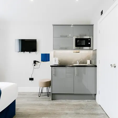 London Central Studios * London