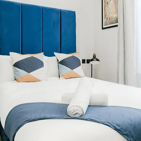 London Central Studios Apartment *
