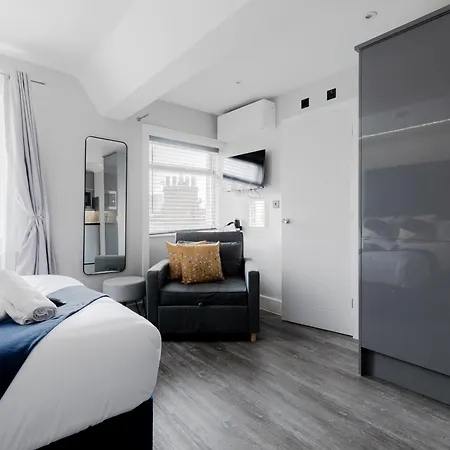 London Central Studios Apartment