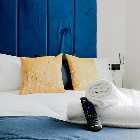 London Central Studios Apartment *