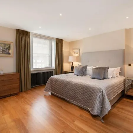 Holiday home Prestige Belgravia Royal Mansion *