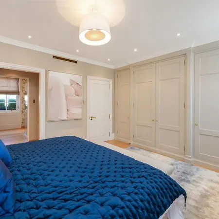 Prestige Belgravia Royal Mansion * London