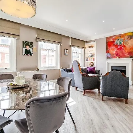 Holiday home Prestige Belgravia Royal Mansion *