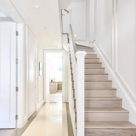 Prestige Belgravia Royal Mansion * London