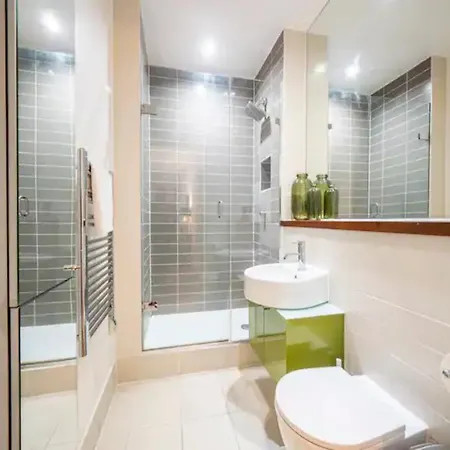 Pass The Keys 2 Bed 2 Bath Pentonville Road Angel Apartment *