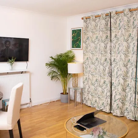 Apartment The *