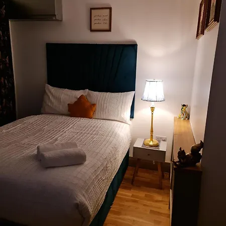 Aparthotel Surebillionaire Homes Ii London