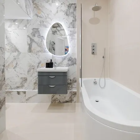 Luxury 2 Bedrooms In South Kensington Ferienhaus