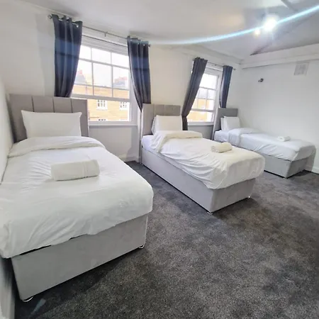 Hotell Baker Street 3*