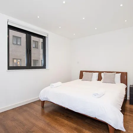 2 Bed Maissonette
