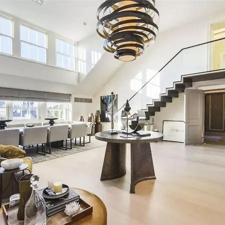 Penthouse With A View Apartment London