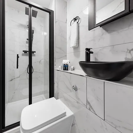 Modern One Bedroom Flat - Sleeps 3 - Transport Links - Finchley Road, Euston, King Cross Station - Nw3 *