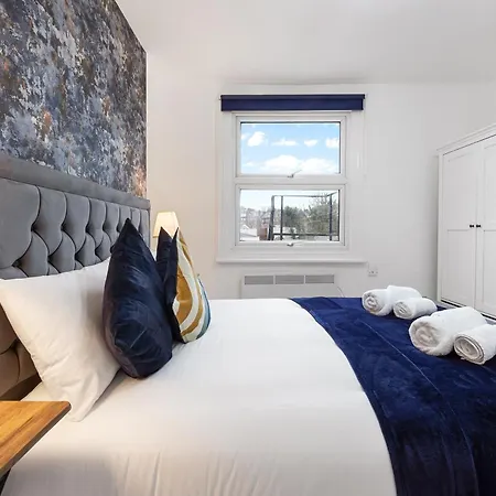 Apartment Modern One Bedroom Flat - Sleeps 3 - Transport Links - Finchley Road, Euston, King Cross Station - Nw3