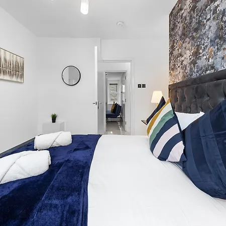 Apartment Modern One Bedroom Flat - Sleeps 3 - Transport Links - Finchley Road, Euston, King Cross Station - Nw3