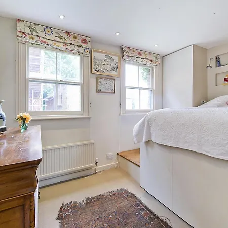 Beautiful Mews House - Notting Hill *