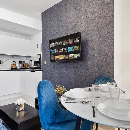 Apartment Modern One Bedroom Flat - Sleeps 3 - Transport Links - Finchley Road, Euston, King Cross Station - Nw3