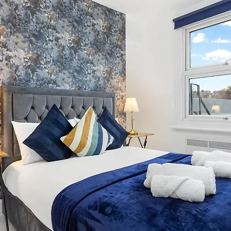 Modern One Bedroom Flat - Sleeps 3 - Transport Links - Finchley Road, Euston, King Cross Station - Nw3 London