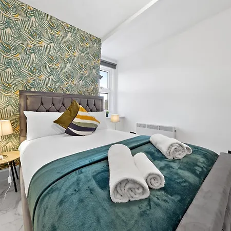 Modern One Bedroom Flat - Sleeps 3 - Near Zoo, Regent's Park, Camden Market - Nw3 Finchley Road Apartment *