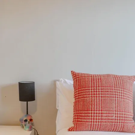 Apartment Stunning 1bd Flat W Garden Area Kentish Town!