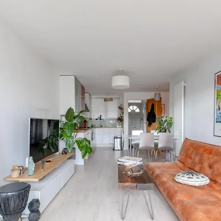 Stunning 1bd Flat W Garden Area Kentish Town!