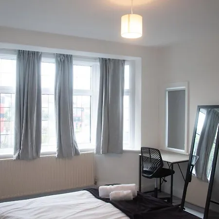 Wembley Stadium, Modern&cozy With Garden Apartment *